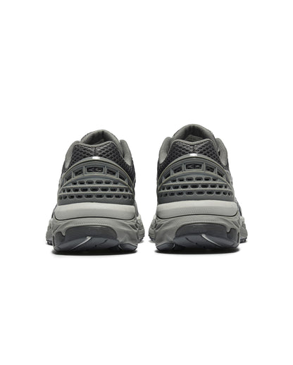 09476-022-M | KONEJO | SILVER/NEUTRAL GRAY