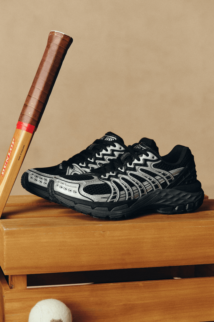 09476-076-M | KONEJO | BLACKT/EBONY/SILVER