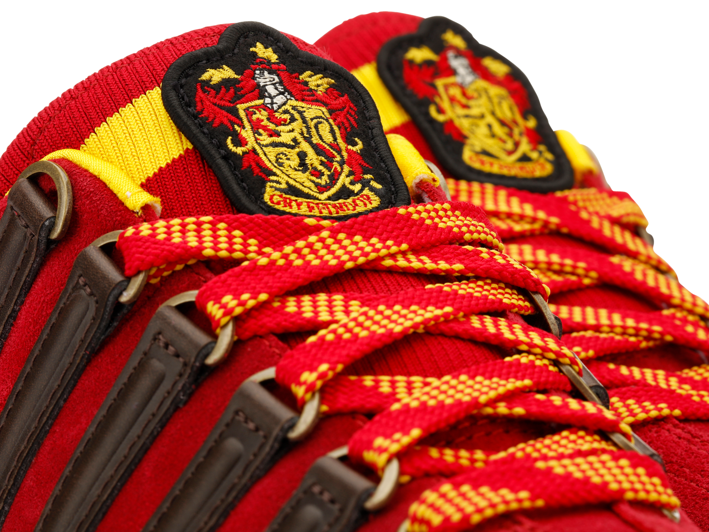 96772-618-M | WOMENS HARRY POTTER X K-SWISS - CLASSIC 2000 | GRYFFINDOR